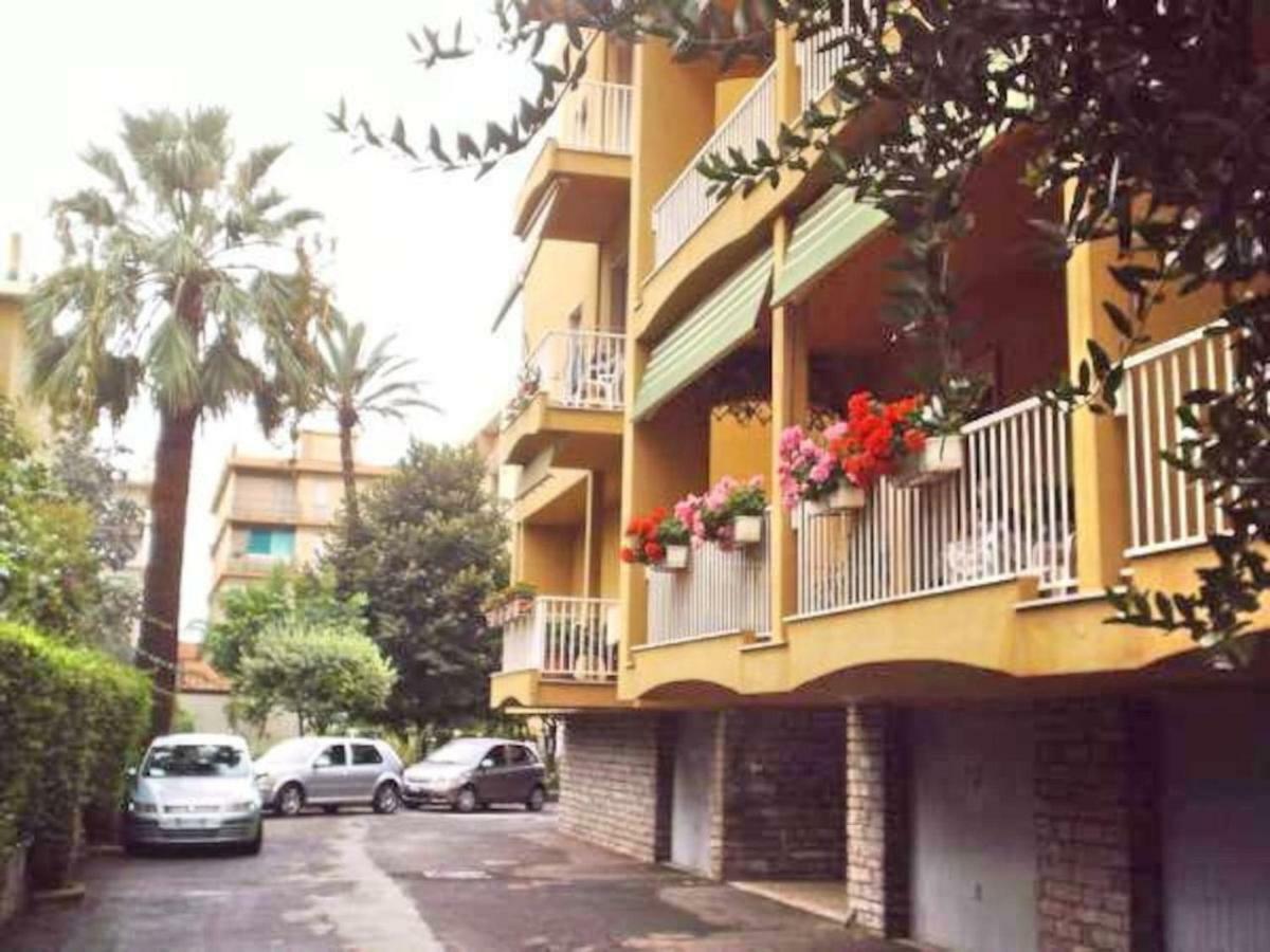 Bordighera Centro Molto Tranquillo Luaran gambar